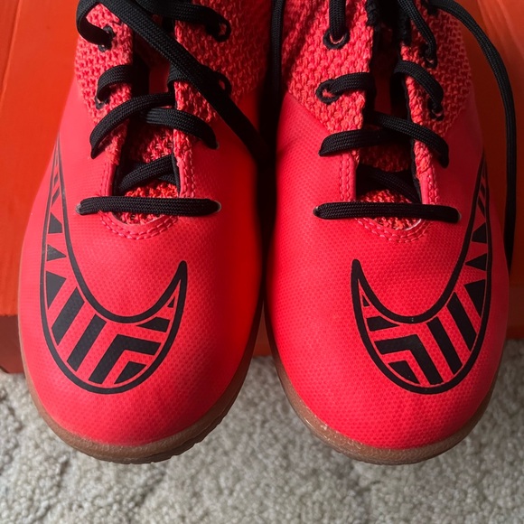 YOUTH NIKE JR MERCURIALX PRO IC SIZE 5.5y - Picture 2 of 5